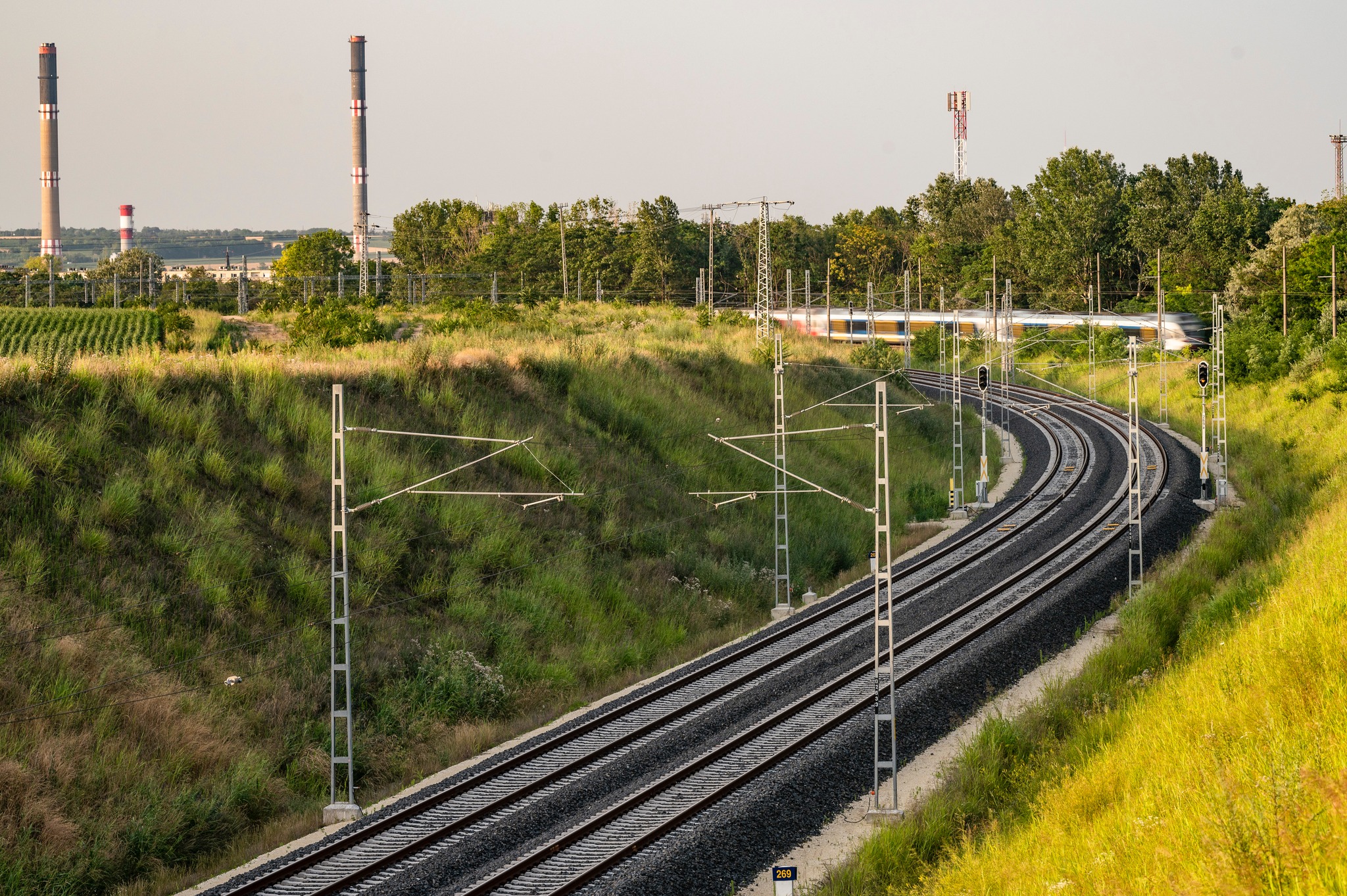 Villamos motorvonatok beszerzését tervezi a MÁV-START
